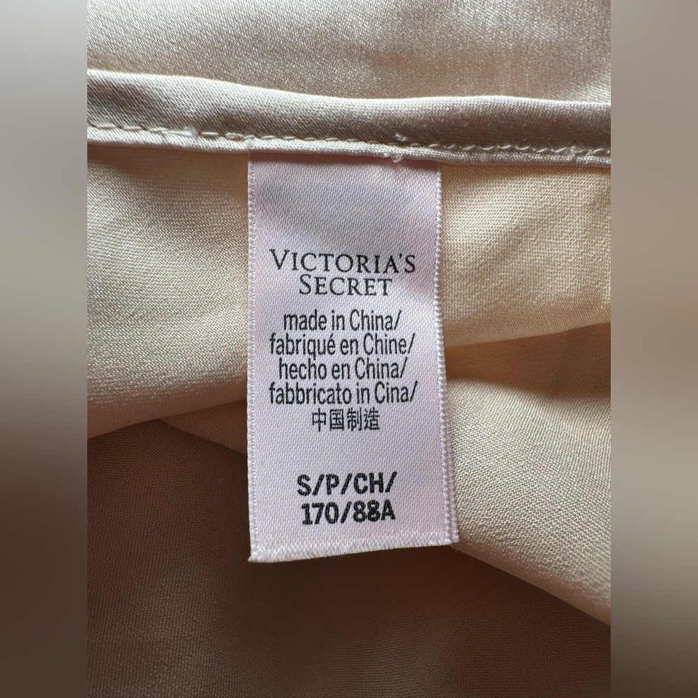 Victoria’s Secret Champagne cream Satin‎ Lace Trim Slip Dress Lingerie Style S - Picture 7 of 7